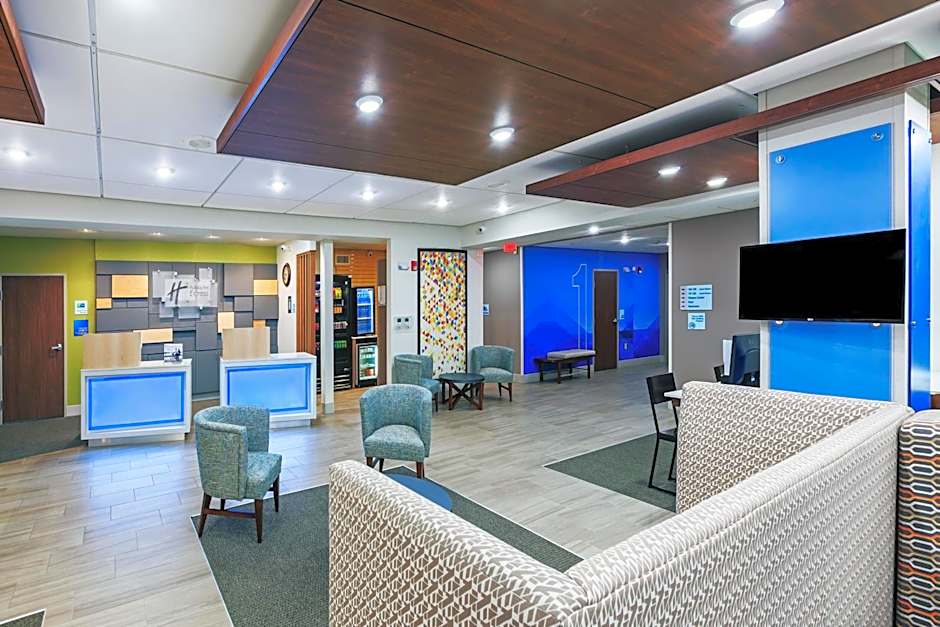 Holiday Inn Express Hotel & Suites Dallas Lewisville By IHG