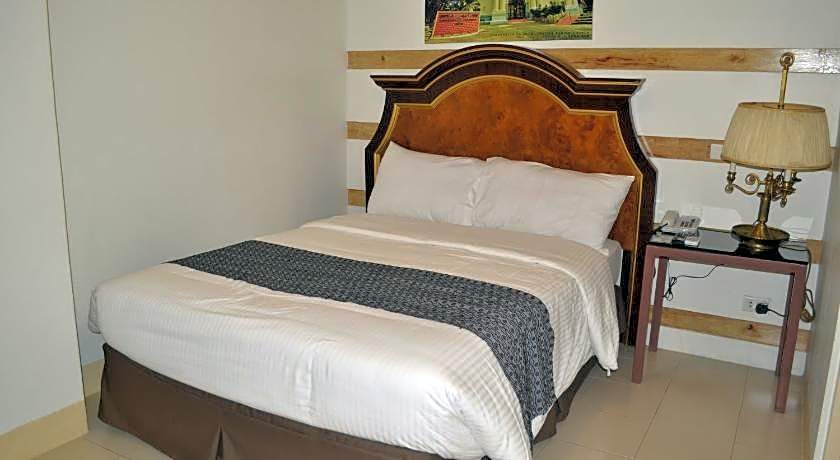 Metro Vigan Inn Bed & Breakfast Hotel