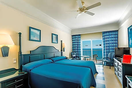 2 Bedroom Double Room Ocean View