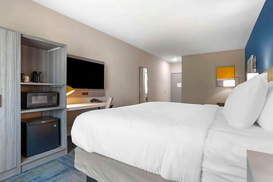 Comfort Inn & Suites