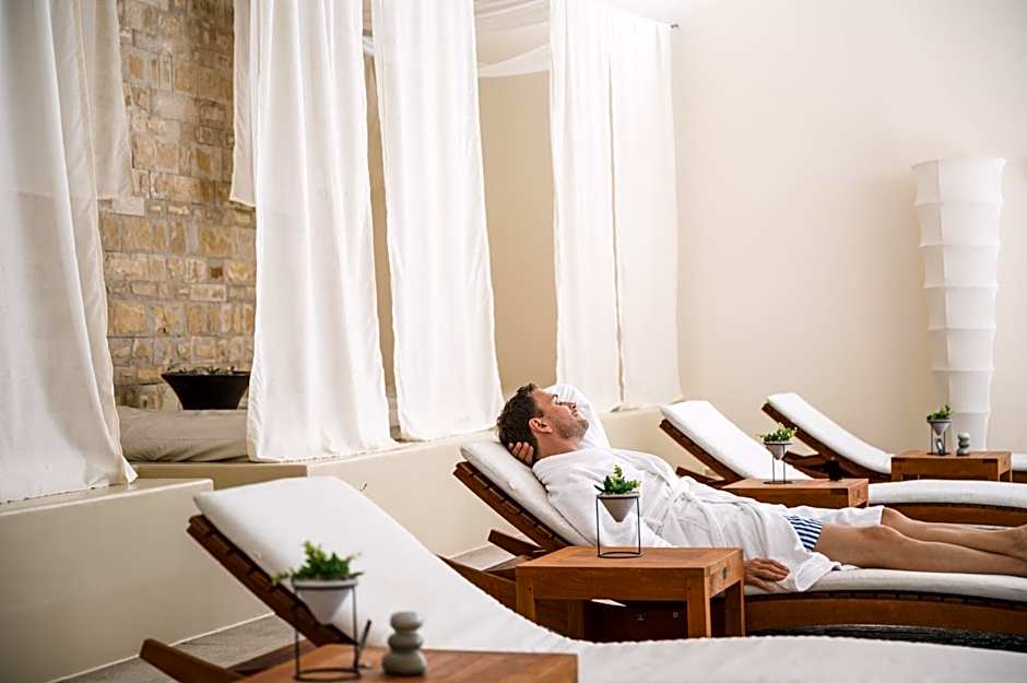 Falkensteiner Club Funimation Borik