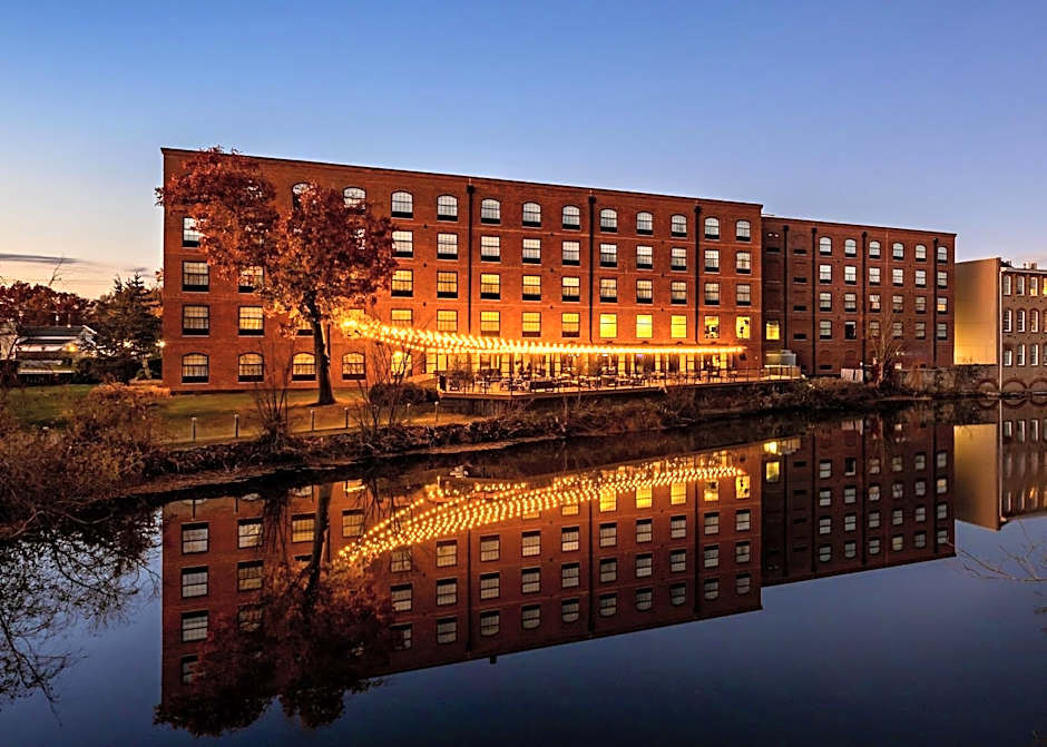 The Loom Hotel, Tapestry Collection By Hilton