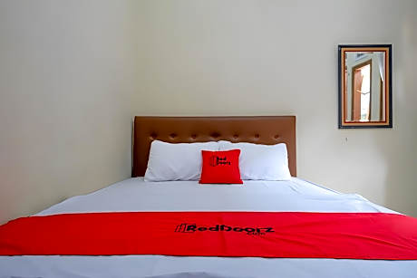 RedDoorz near Desa Wisata Tambi Dieng