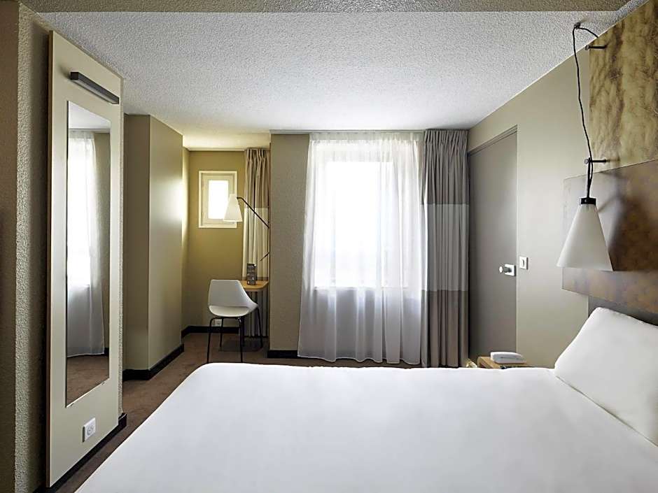 ibis Marne la Vallee Champs