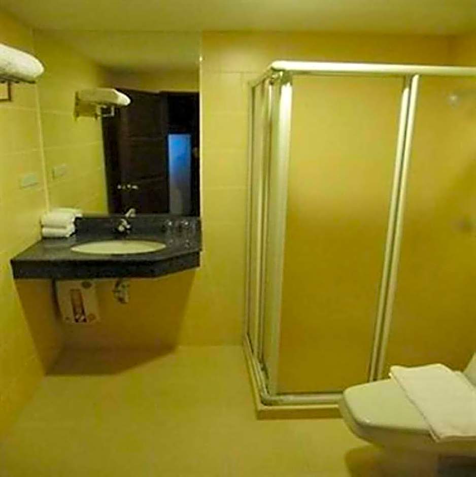 S.M. GRANDE RESIDENCE