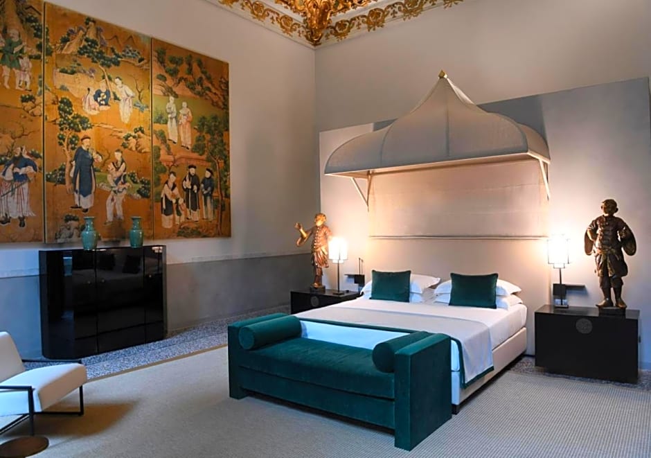 Hotel Palazzo Durazzo Suites