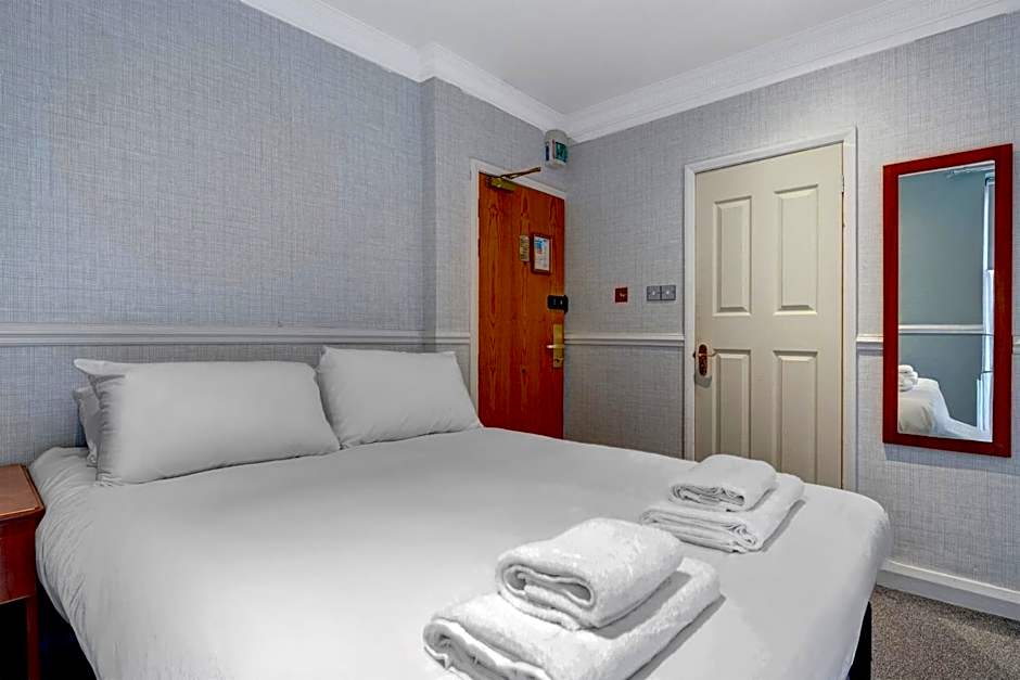 Liverpool Aigburth Hotel By Belvilla