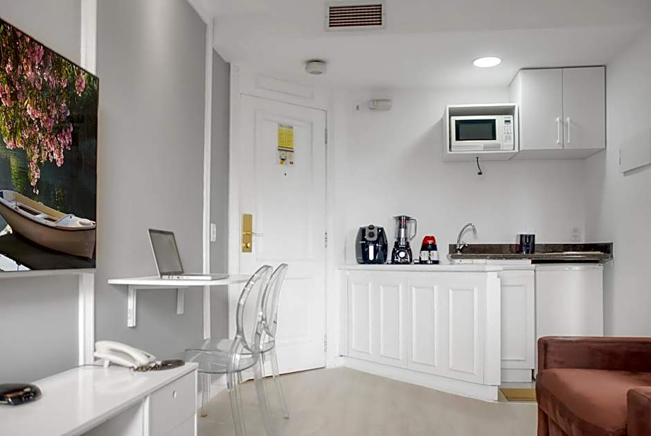 Hotel Vila Olimpia Cozinha Piscina Academia