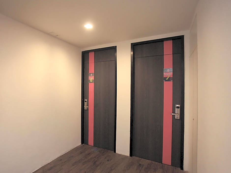 CheQinn Hostel - Sukhumvit 4 Nana Plaza