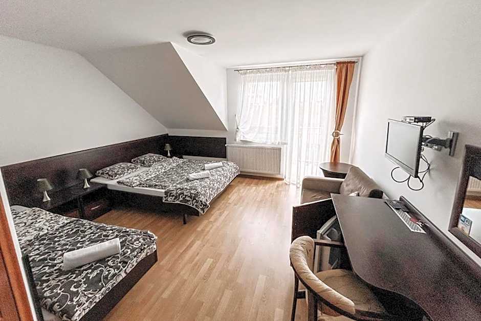 Willa Latarnik - doskonała lokalizacja, blisko atrakcji, 20min do plaży