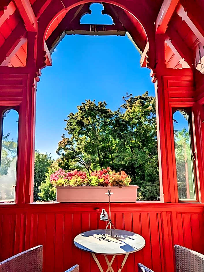 Villa Internationals