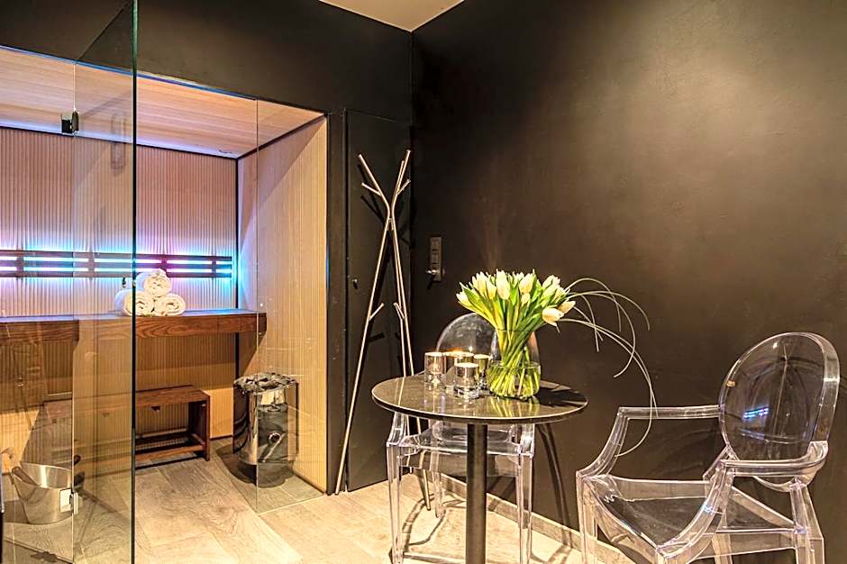 Maison Noppius - Love Hotel