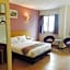 Grand Court Hotel