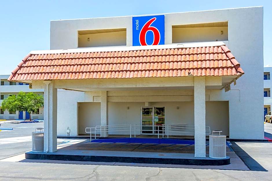 Motel 6-Tempe, AZ - Phoenix - Priest Dr