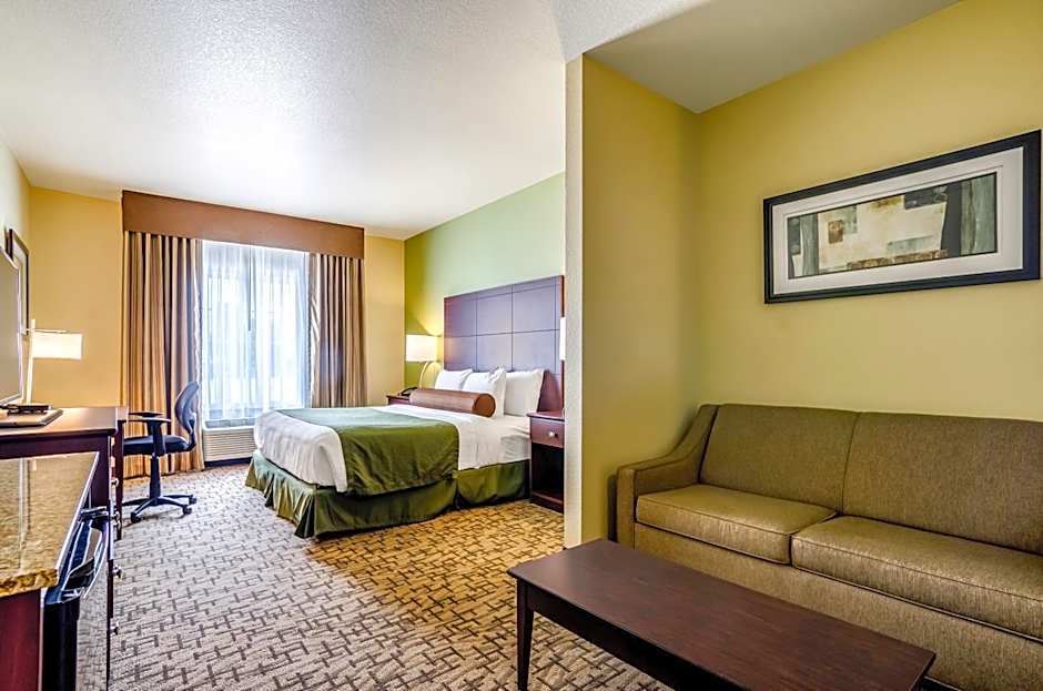 Cobblestone Hotel & Suites - McCook