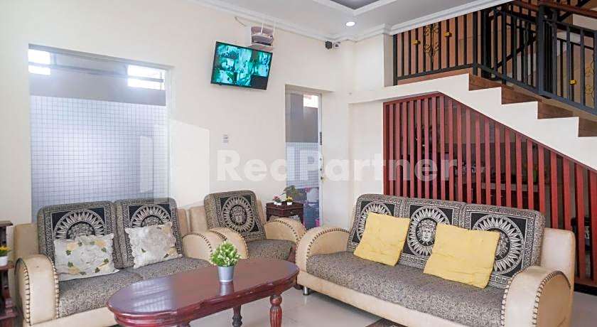 Capital O 3930 Griya Loka Syariah