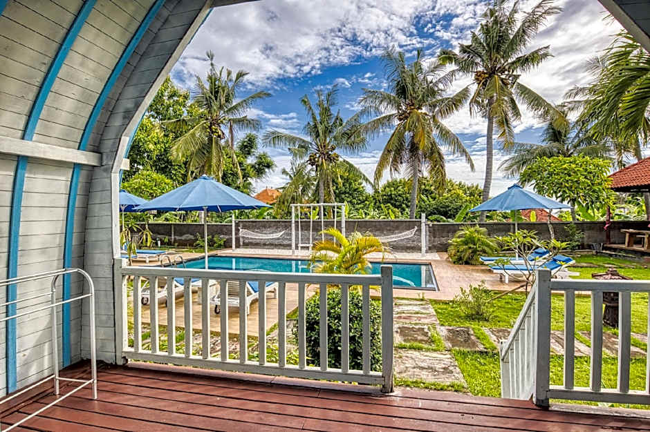 Megaland Bungalow
