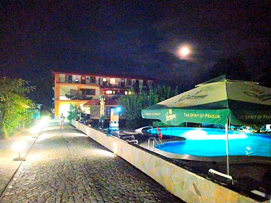 Lotca Fermecată - Lotka Fermecată