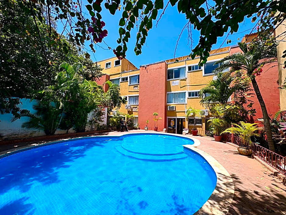 Suites Cancun Center