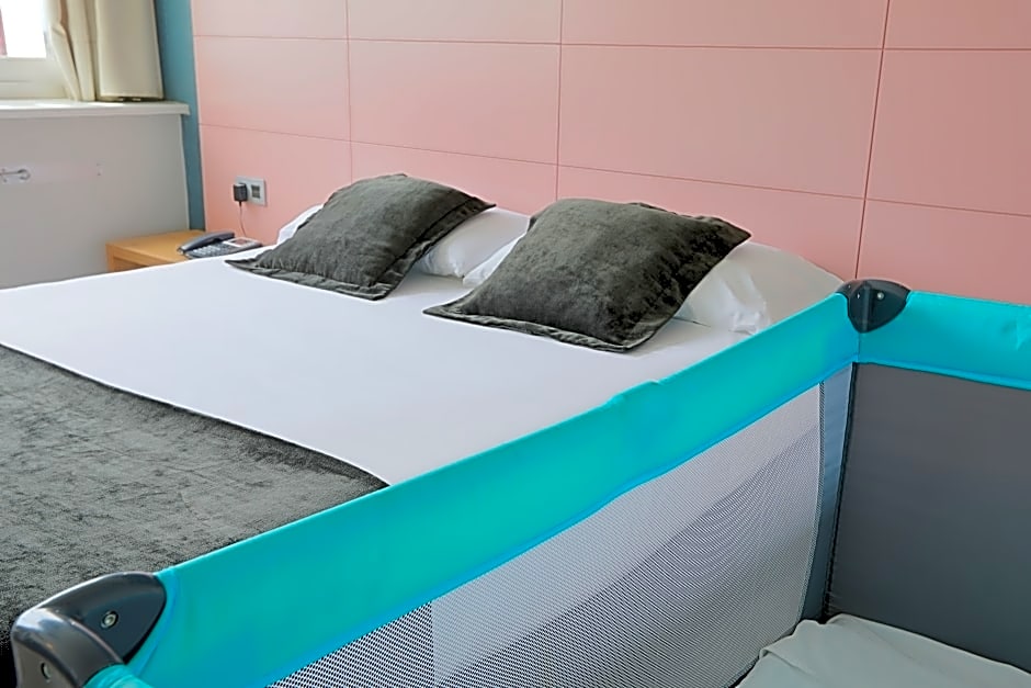 Hotel Chamartin The One