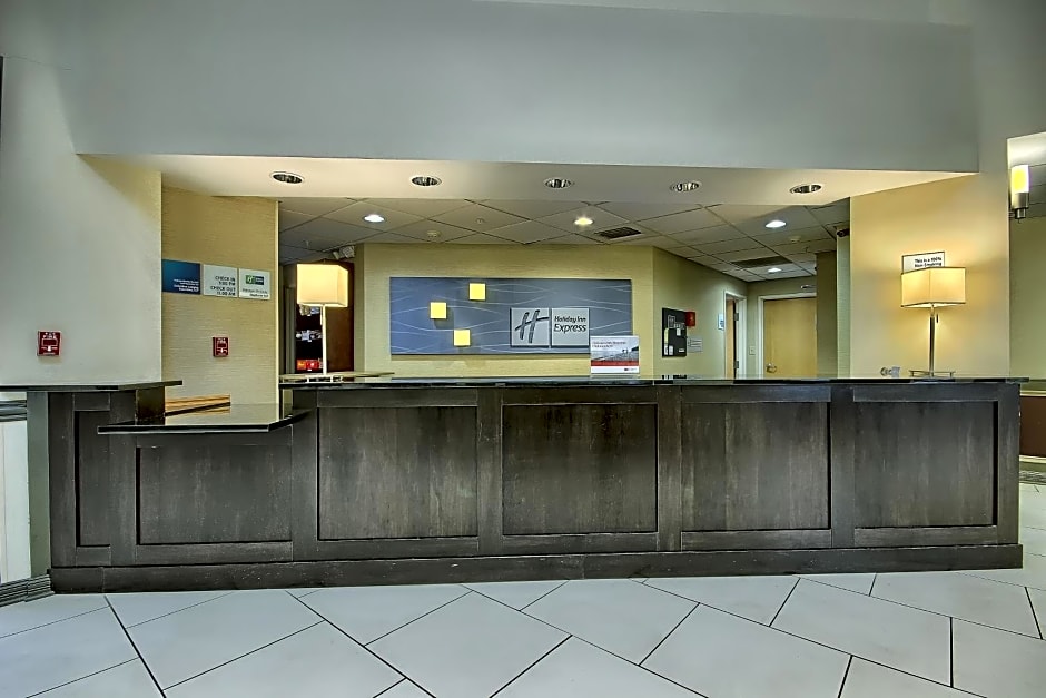 Holiday Inn Express Hotel & Suites Grove City, an IHG Hotel