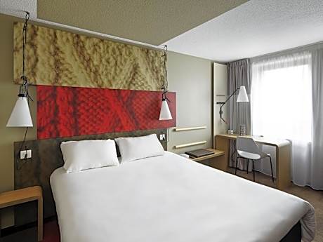 ibis Marne la Vallee Champs