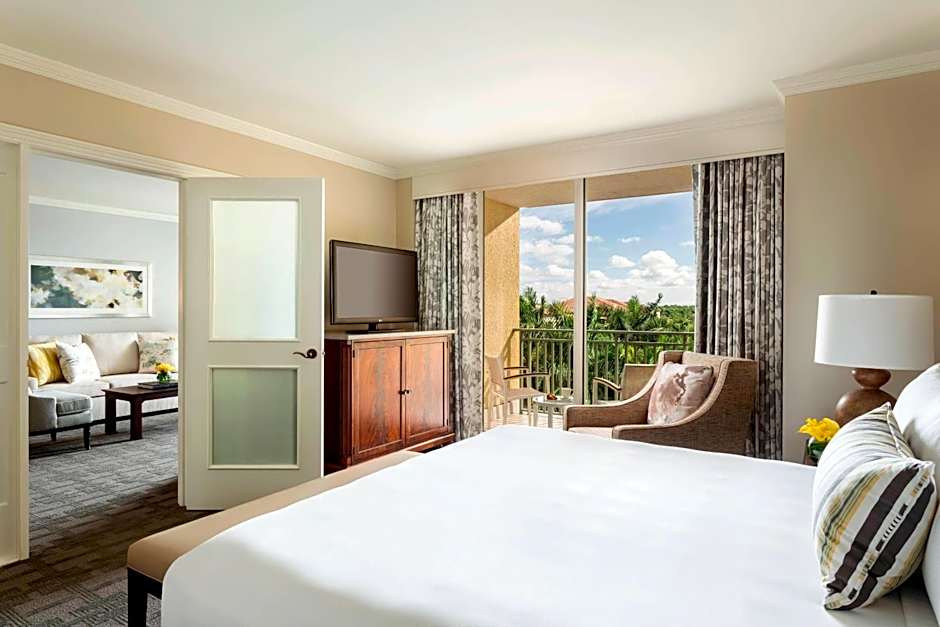The Ritz-Carlton Naples, Tiburón