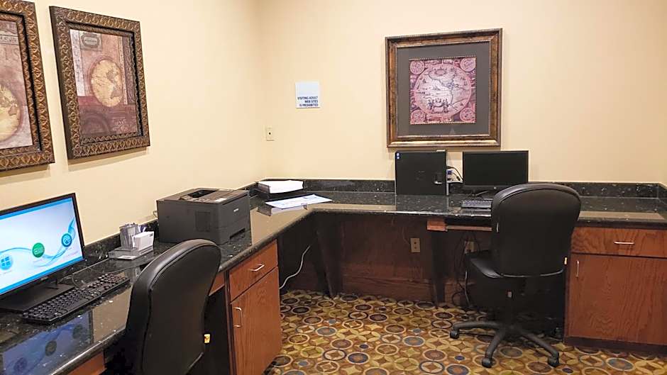 Holiday Inn Express & Suites Galveston West - Seawall