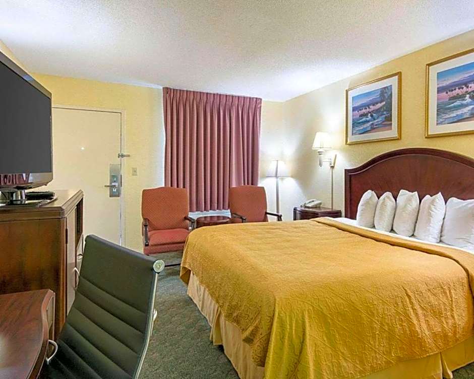 Quality Inn & Suites Franklin