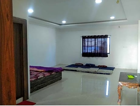 OYO Nirmal Shree Garden