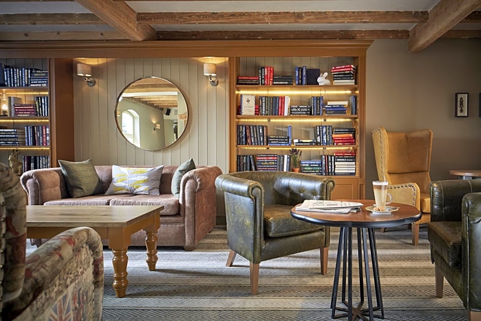 Lion Quays Hotel & Spa