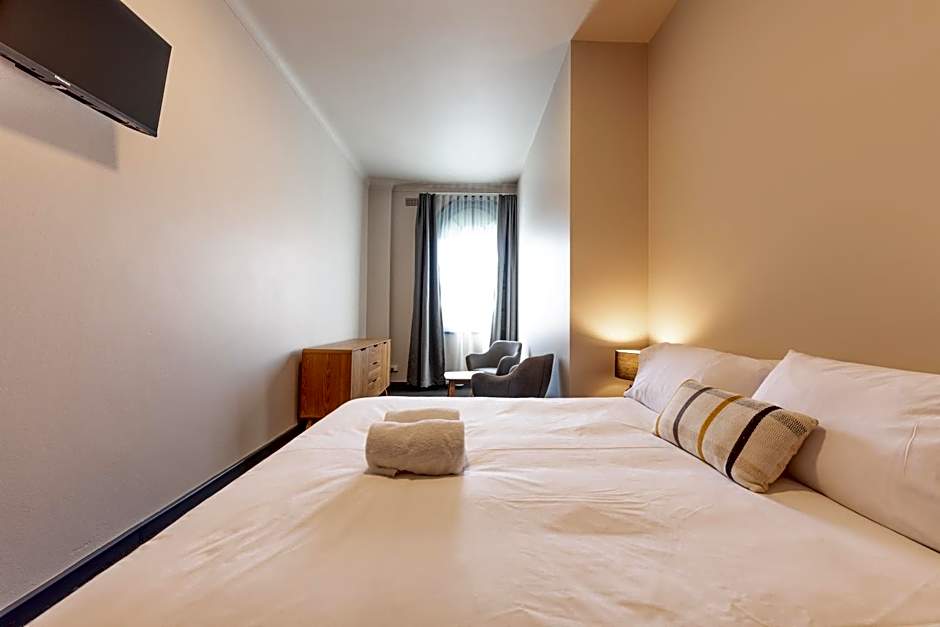 Lakemba Hotel