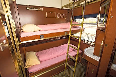 Family Compartment