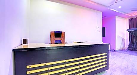 OYO 822441 GRAND PALACE