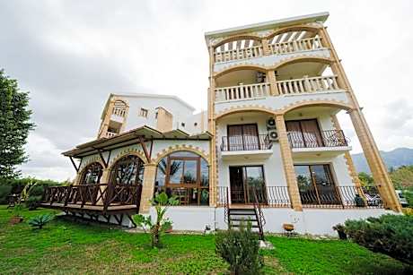 Topset Hotel