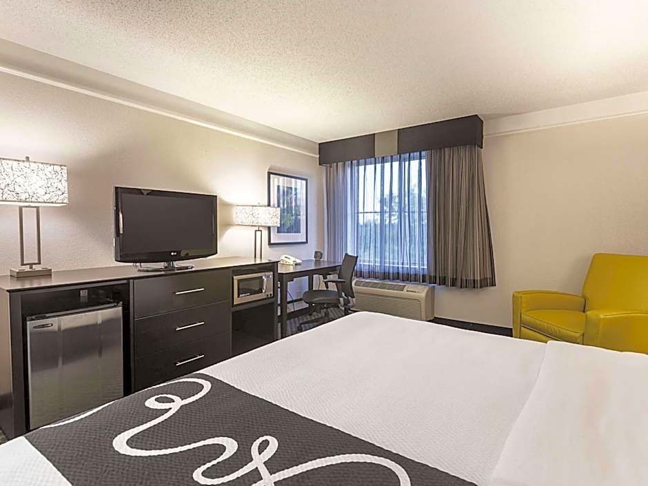 La Quinta Inn & Suites by Wyndham Denver Englewood Tech Ctr