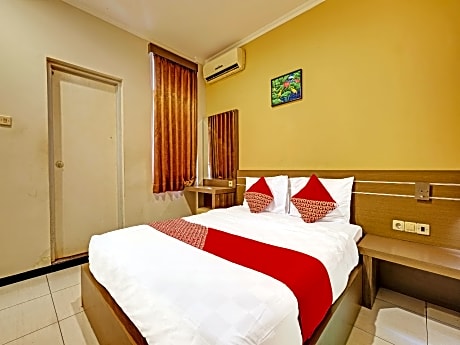 OYO 389 Sky Guesthouse