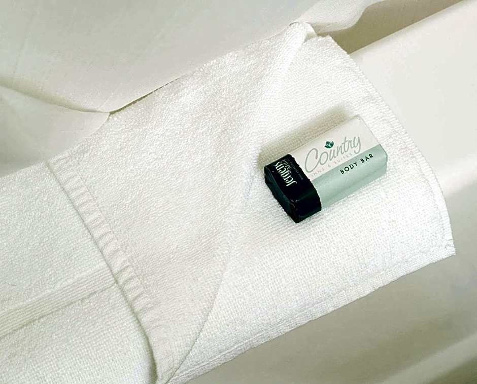 Country Inn & Suites by Radisson, Green Bay East, WI