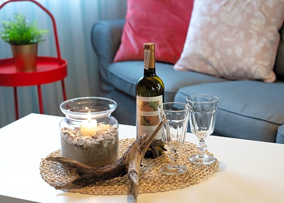 DOMKI LAURA sauna & gorąca balia