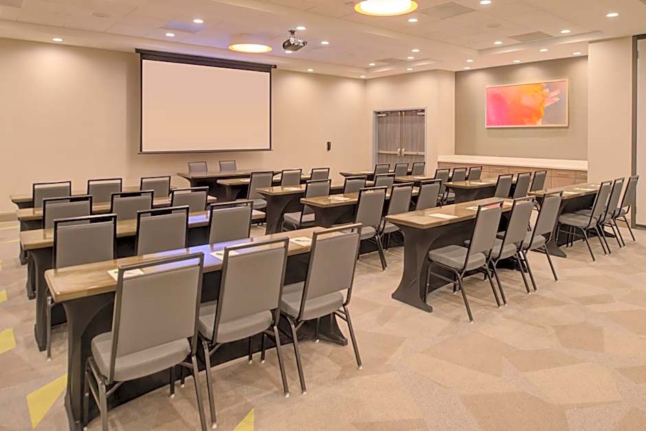 Holiday Inn Hotel & Suites Houston West - Katy Mills By IHG