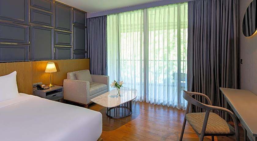 Wyndham Grand Nai Harn Beach Phuket