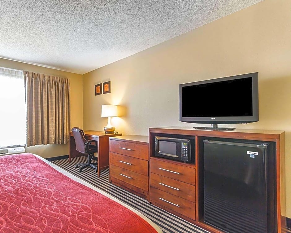 Comfort Inn Owatonna near Medical Center
