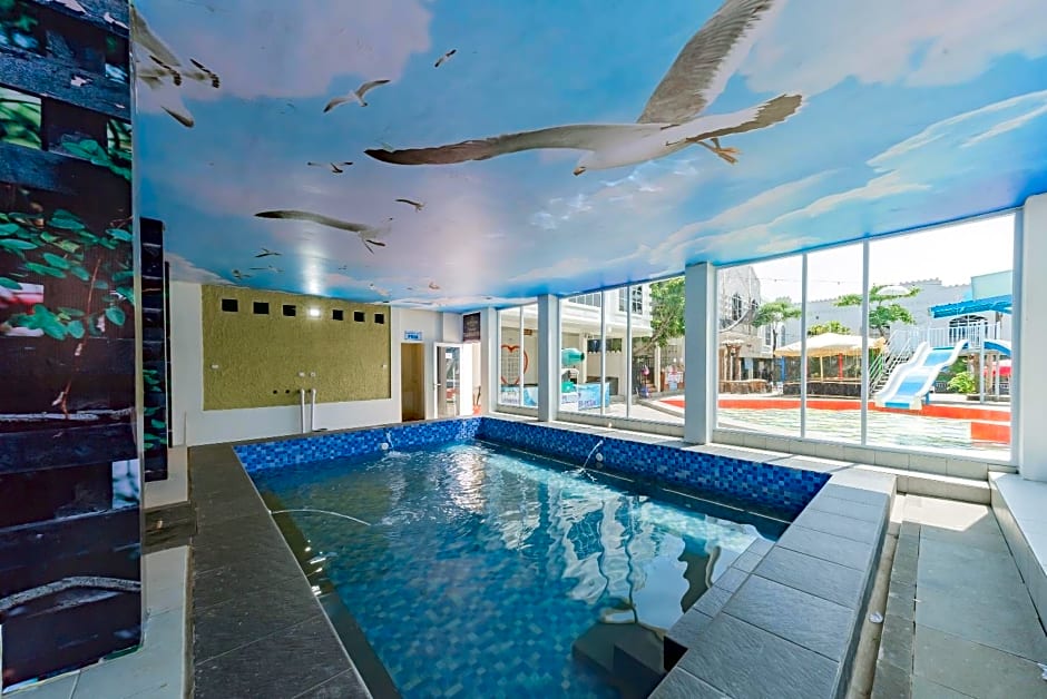 RedDoorz @ Niagara Waterpark