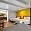 Hotel H-Wood
