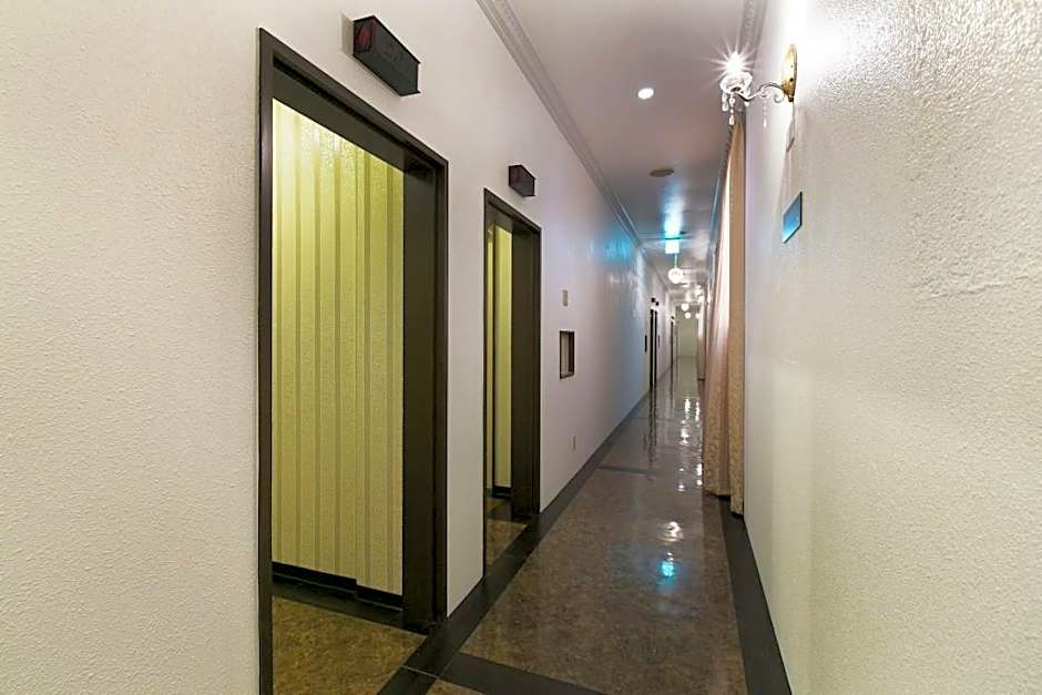 Hotel Luna Sennan - Adults Only