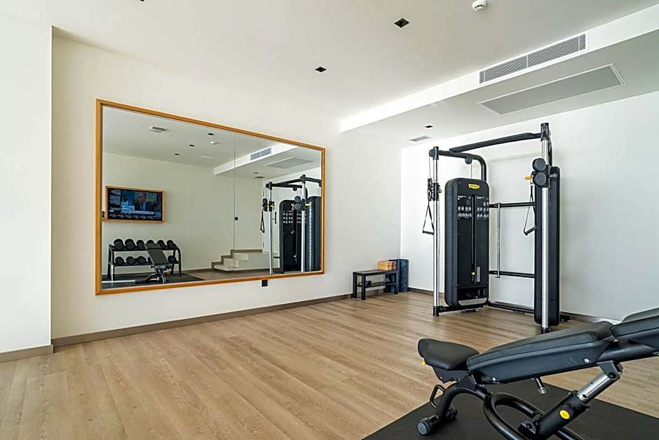 Royal Marina Suites Boutique Hotel