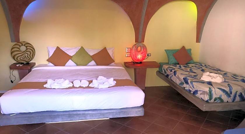 Pandora Lifestyle Hotel