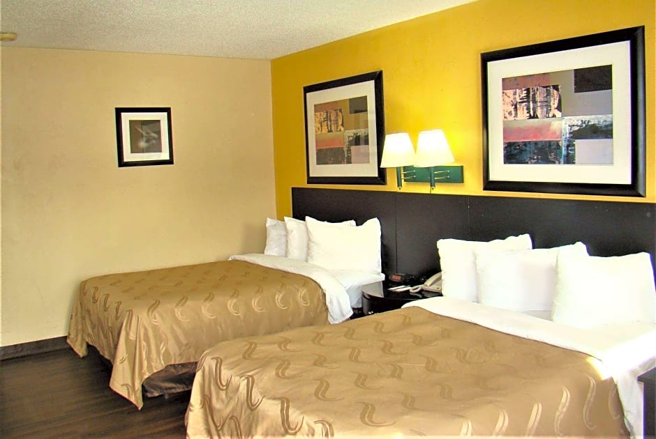 Photo 1 of 2 of 2 Double Beds, Upper Level