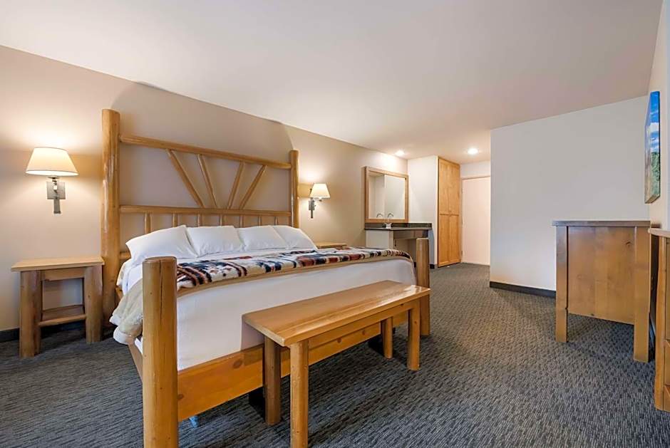 Best Western Plus Kentwood Lodge