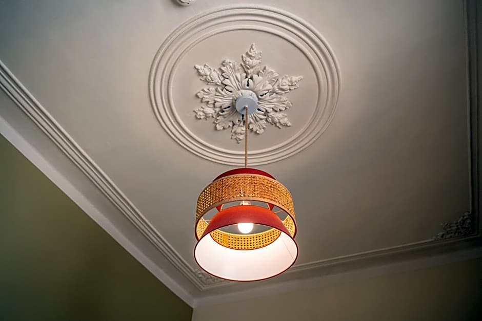 Casa do Bairro by Shiadu